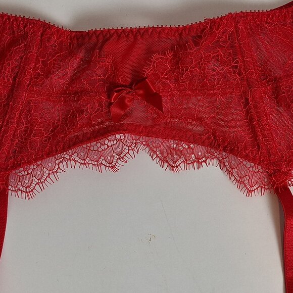 Victoria's Secret Red Lace Garter Belt (NWT) - Picture 3 of 6